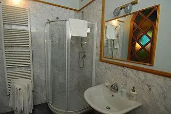 Cavour 10 Hotel 2*